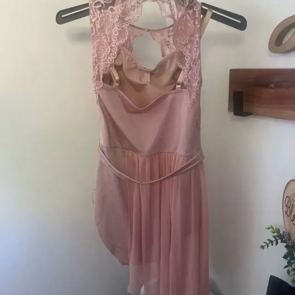 Dance costume - Picture 2 of 2